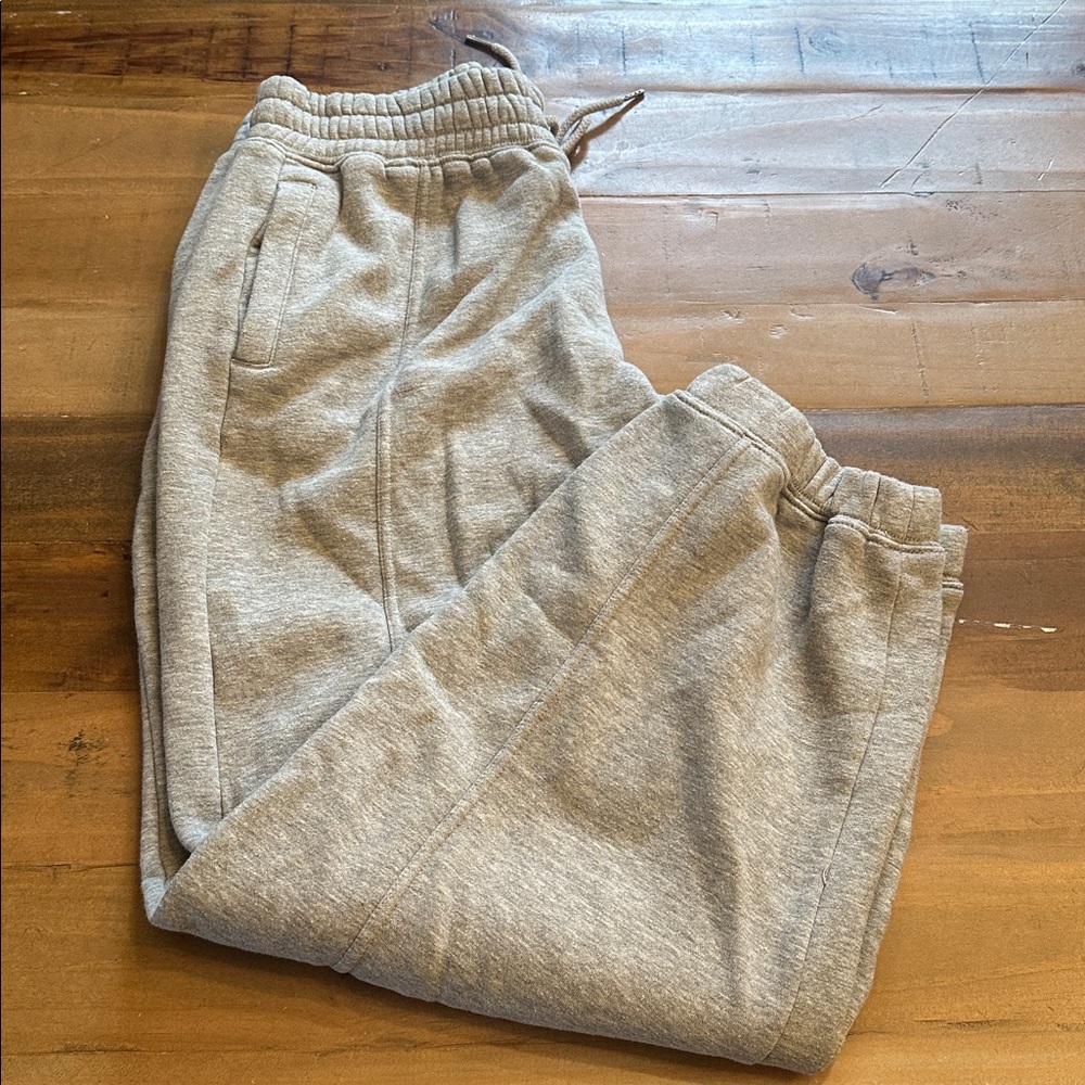 Free People Gray Hoodie and Sweatpants Set - Picture 10 of 16